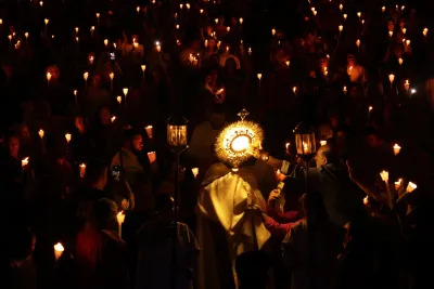 Quarto dia da Novena: Benção e Noite das Velas (campal) Pe. Fabiano Roberto - 9 de Agosto