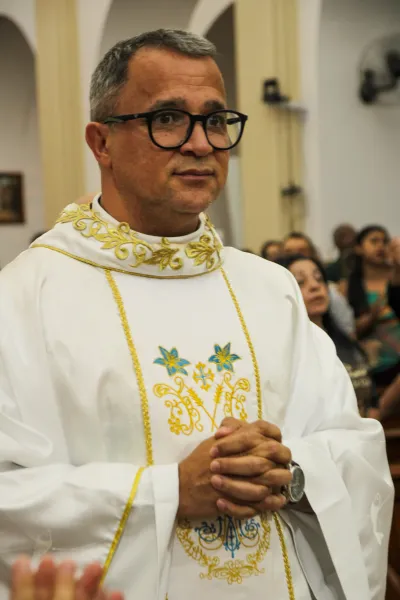 Quinto dia da Novena: BÊNÇÃO DOS TERÇOS (Pe. Geovane Geraldo) - 10 de Agosto