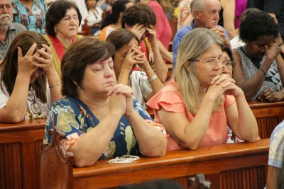 Quinto dia da Novena: BÊNÇÃO DOS TERÇOS (Pe. Geovane Geraldo) - 10 de Agosto