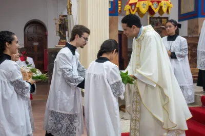 Santa Missa e Coroação de Nossa Senhora da Abadia pelos Jovens - 15/10/2026