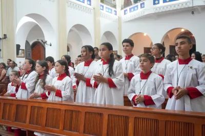 Santa Missa e Coroação de Nossa Senhora da Abadia pelos Jovens - 15/10/2026