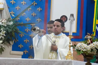 Santa Missa e Coroação de Nossa Senhora da Abadia pelos Jovens - 15/10/2026