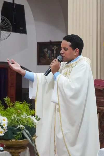 Santa Missa e Coroação de Nossa Senhora da Abadia pelos Jovens - 15/10/2026