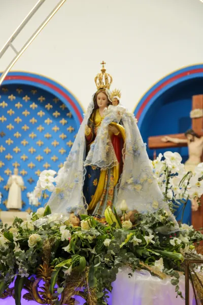 Terceiro dia da Novena: Benção das Chaves das Casas e dos Carros (Pe. Lucimar) - 8 de Agosto
