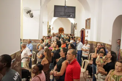 Terceiro dia da Novena: Benção das Chaves das Casas e dos Carros (Pe. Lucimar) - 8 de Agosto