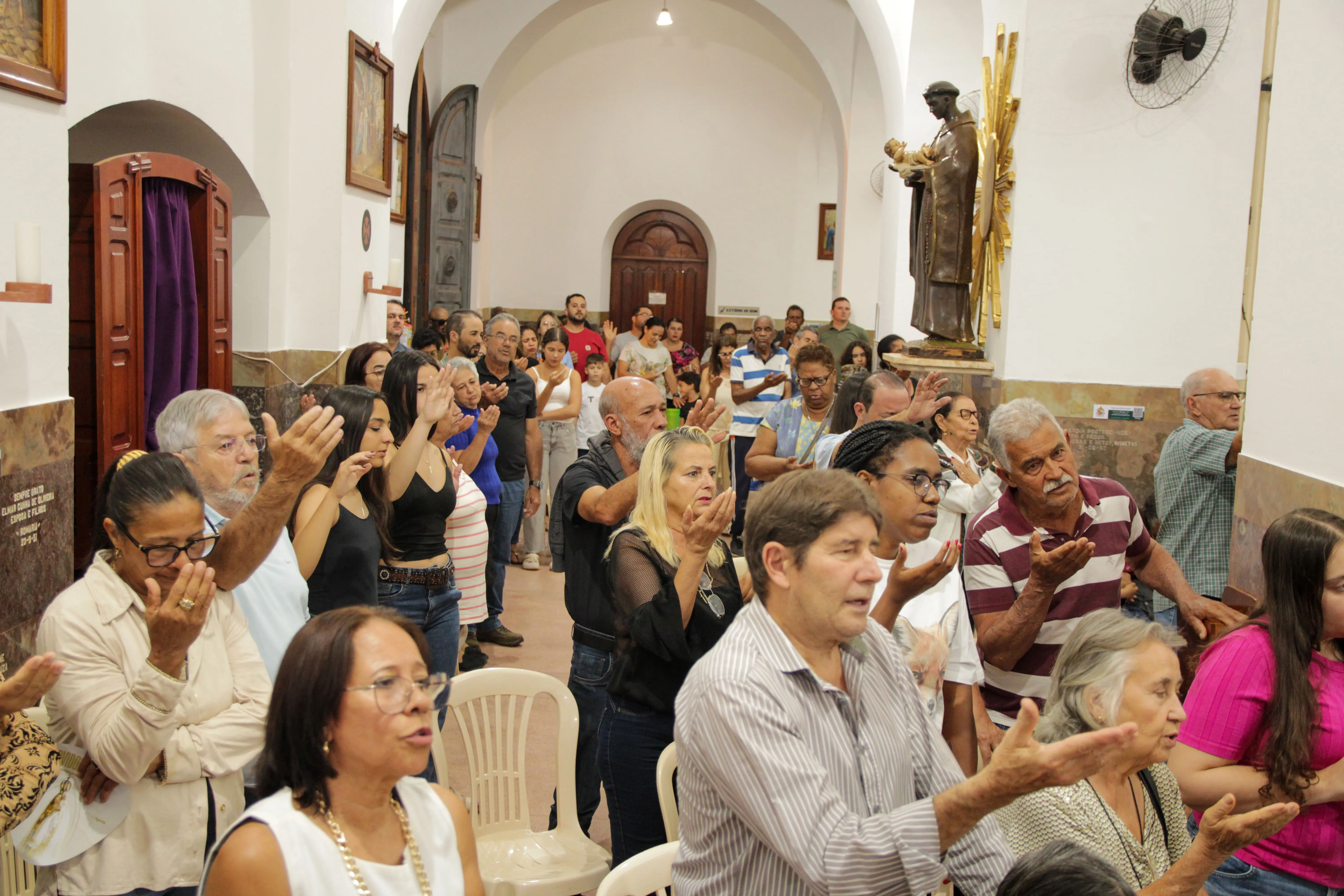Segundo dia da Novena é marcado pela oração pelas famílias