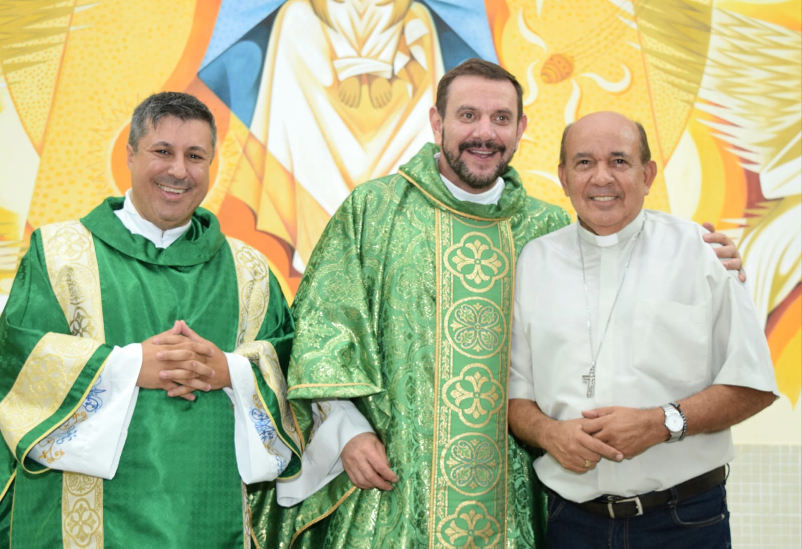 Pe. Marcio Ruback, celebrou  no Santuário NS da Abadia de Uberlândia na Festa  de São João Paulo II, com Pe Anchieta - 20/10/2024